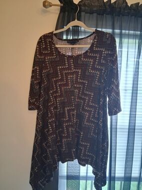 Women's Patterned Scoop Neck Tunic Top - Brown